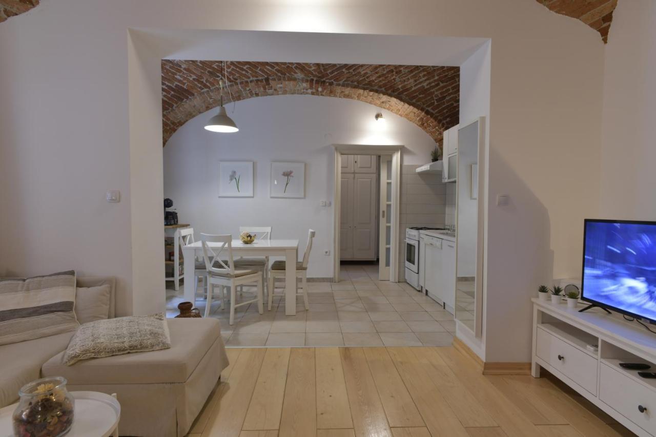 Apartment Azalea Ζάγκρεμπ Εξωτερικό φωτογραφία